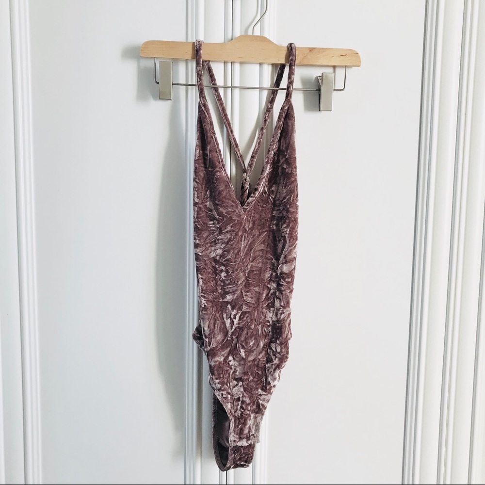 GORGEOUS CRUSHED VELVET LEOTARD MAUVE STRAPPY XS/S